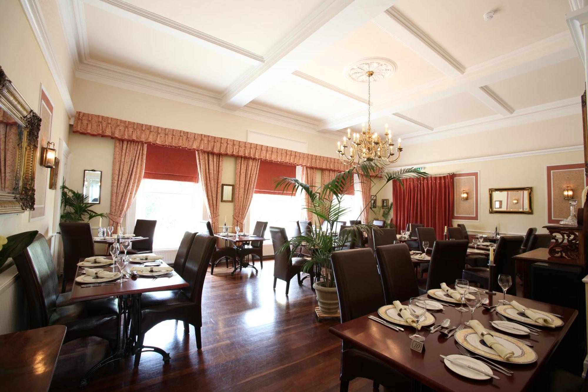 Fernhill Hotel Лайм-Реджис Экстерьер фото